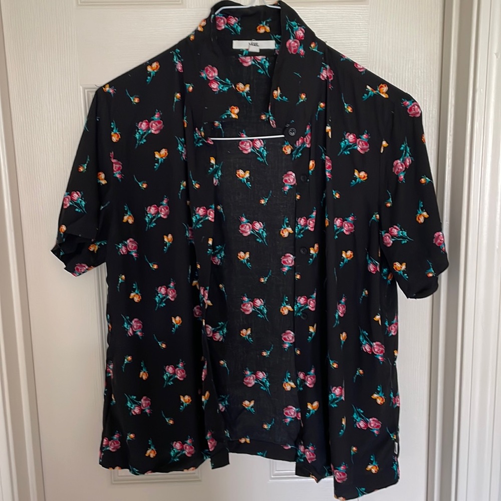Vans, short sleeve button down floral shirt, women’s medium.